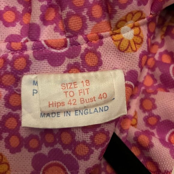 Vintage MOD Pink Floral Dress - Picture 8 of 11